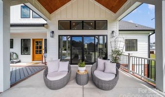 604 Muirfield Dr, Albemarle, NC 28001