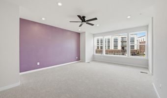 43732 TRANSIT Sq, Ashburn, VA 20147