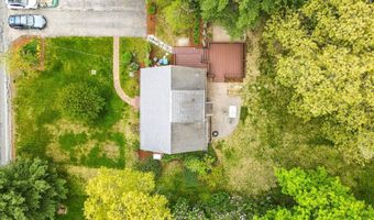 34 Oakhill Ave, Attleboro, MA 02703