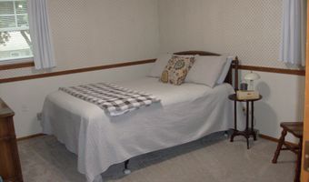 1521 S 7th St, Aberdeen, SD 57401