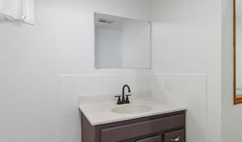 9616 Antonette Hills Dr, Affton, MO 63123