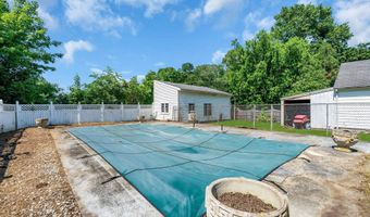 126 S Main St, Allentown, NJ 08501