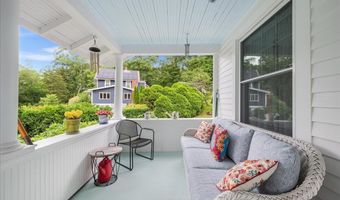 23 Spring St, Chester, CT 06412