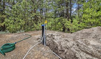 1497 Pine Ridge Dr, Cascade, ID 83611