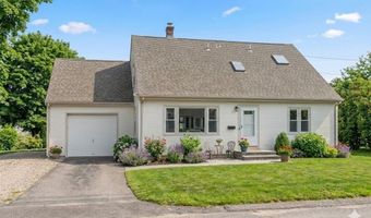11 O'Donnell Rd, Middletown, RI 02842