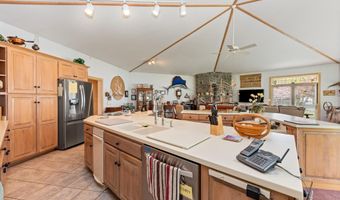 1 Mayhew Tpke, Bridgewater, NH 03222