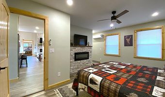 2052 Granny Squirrel Dr, Andrews, NC 28901