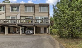 1223 N QUINN St, Arlington, VA 22209