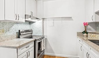 98-1032 Moanalua Rd 3-305, Aiea, HI 96701