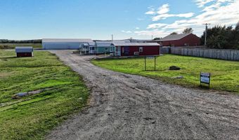 647 E 1st St, Lucas, KS 67648