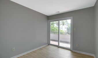 7707 LAFAYETTE FOREST Dr 21, Annandale, VA 22003