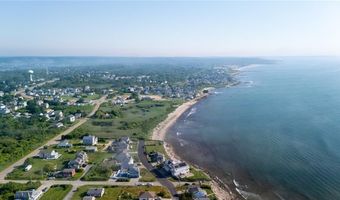 10 Calef Ave, Narragansett, RI 02882