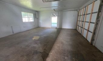 214 216 Clayton St, Baldwyn, MS 38824