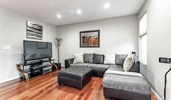 43738 CLEMENS Ter, Ashburn, VA 20147