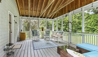 373 Fletcher Rd, North Kingstown, RI 02852