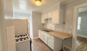1083 Stroman Ave A, Akron, OH 44306