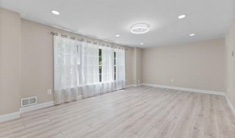 4305 BIRCHLAKE Ct, Alexandria, VA 22309