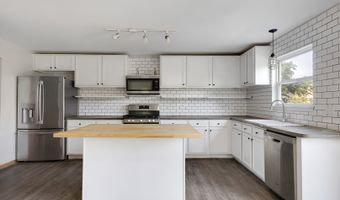461 Winding Canyon Way, Algonquin, IL 60102