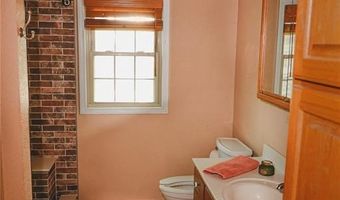 18057 County Road 214, Advance, MO 63730
