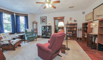 15 W Bolton Ave, Absecon, NJ 08201
