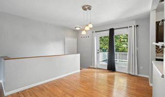 200 Juniper Ct, North Liberty, IA 52317
