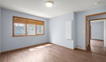 511 Raymond Ave, Albert Lea, MN 56007