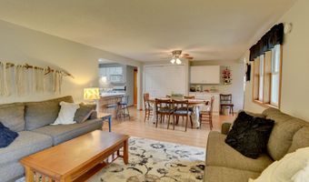 307 3rd St, Armstrong, IA 50514