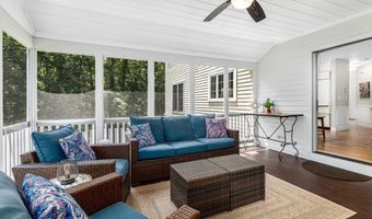 11 Mcafee Farm Rd, Bedford, NH 03110