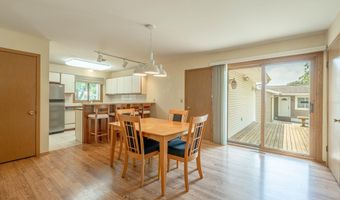 518 Topaz Ln, Madison, WI 53714