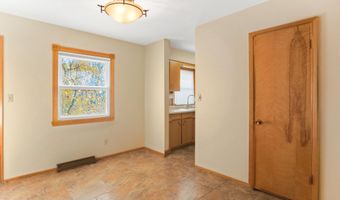 1106 NE 11th Ave, Aberdeen, SD 57401