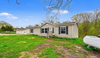 9214 S Cedar Dr, Allendale, MI 49401