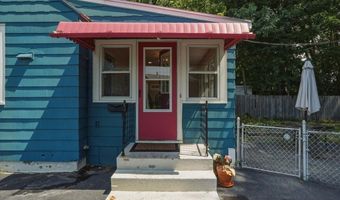 51 Cayuga Ct, Burlington, VT 05408