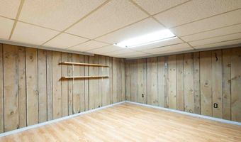 3 Alpine Dr, Burlington, CT 06013