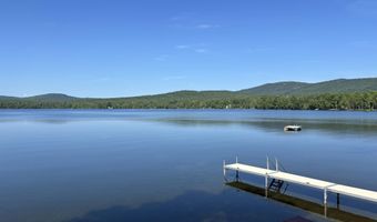 4 N Shore Rd, Abbot, ME 04406