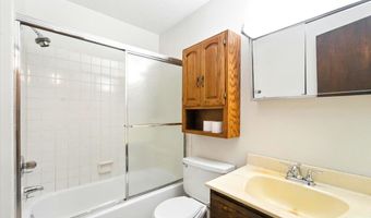 3620 SE Mt Vernon Rd 11, Cedar Rapids, IA 52403