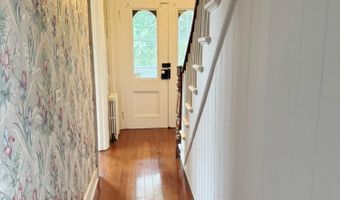 150 Cardinal Ave, Albany, NY 12209