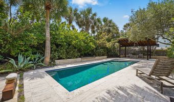 1927 BEACHSIDE Ct, Atlantic Beach, FL 32233
