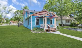 19 Center St, Barnegat, NJ 08005