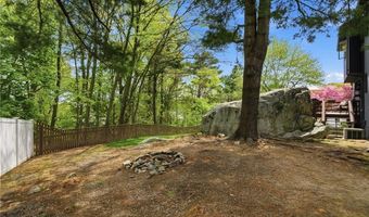 5 Aurora Dr, Cumberland, RI 02864