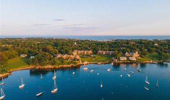 111 Harrison Ave A18, Newport, RI 02840