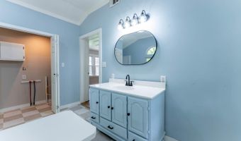 251 W Mark St, Batesville, AR 72501