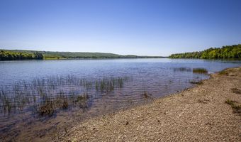 914 Union Rd, Appleton, ME 04862