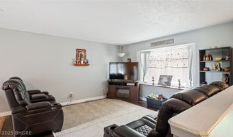 204 25th Ave SW, Altoona, IA 50009