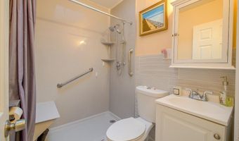 3020 GREEN St, Claymont, DE 19703