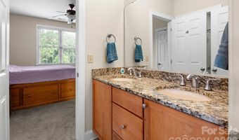 37 Stone House Rd, Arden, NC 28704
