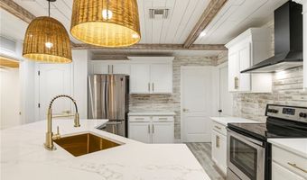 2406 E 23rd St, Alva, FL 33920
