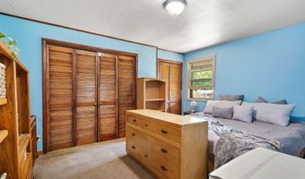 1269 Garland St, Allouez, WI 54301