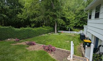 15 Golden Rod Dr, Ansonia, CT 06401