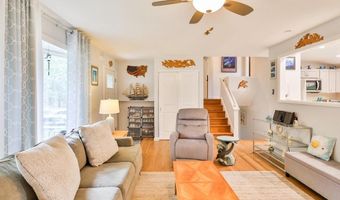 2487 S 6TH St, Allentown, PA 18103