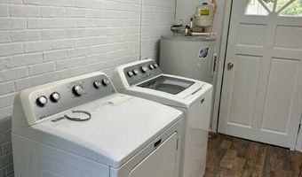 611 E L Ives Dr, Aberdeen, NC 28315